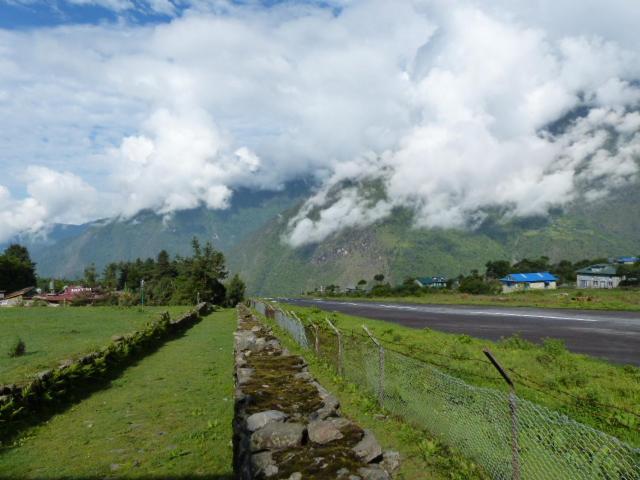 Lukla Airport Resort Lukla Exterior photo